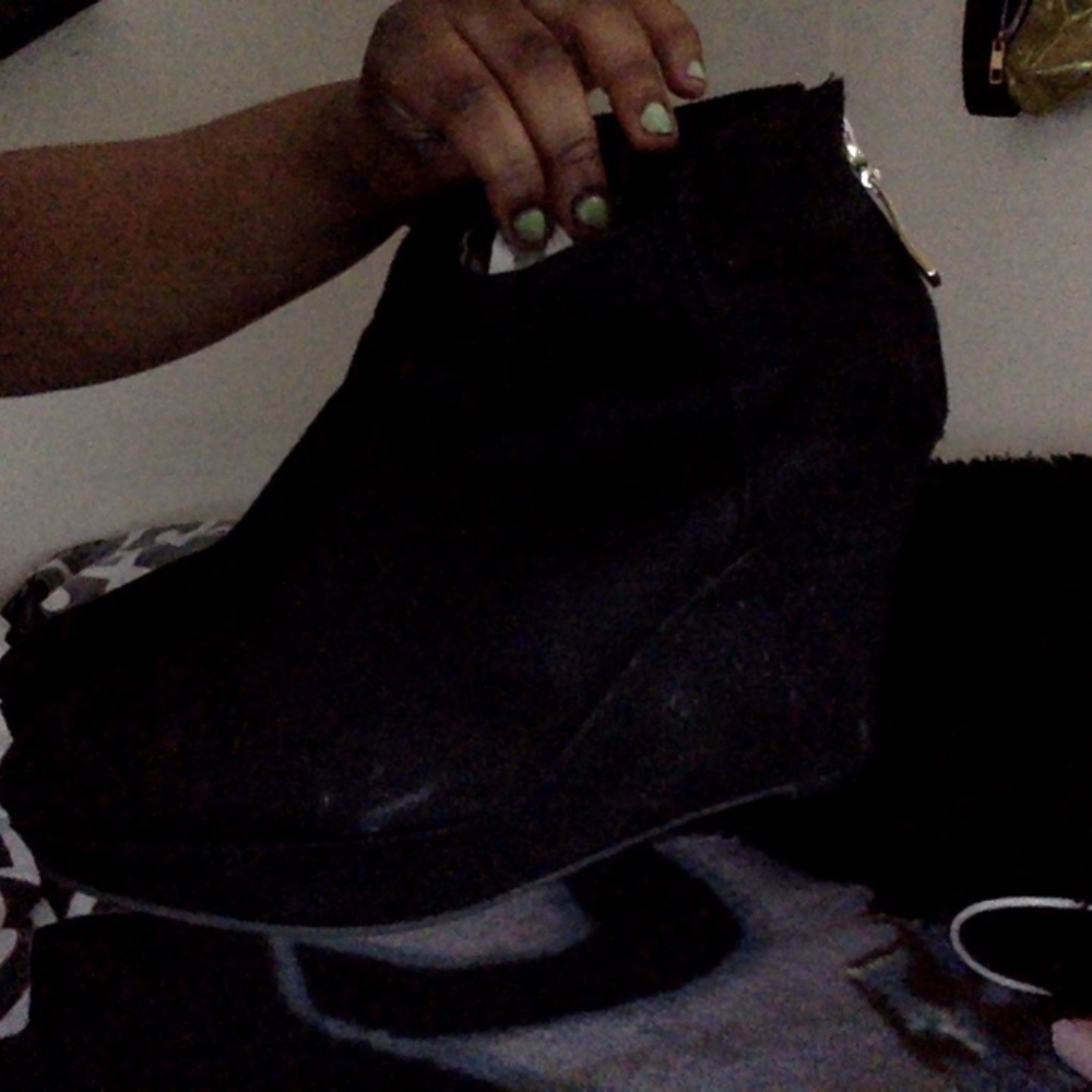 black bootie heels